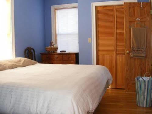 Apartment South End Brownstone *