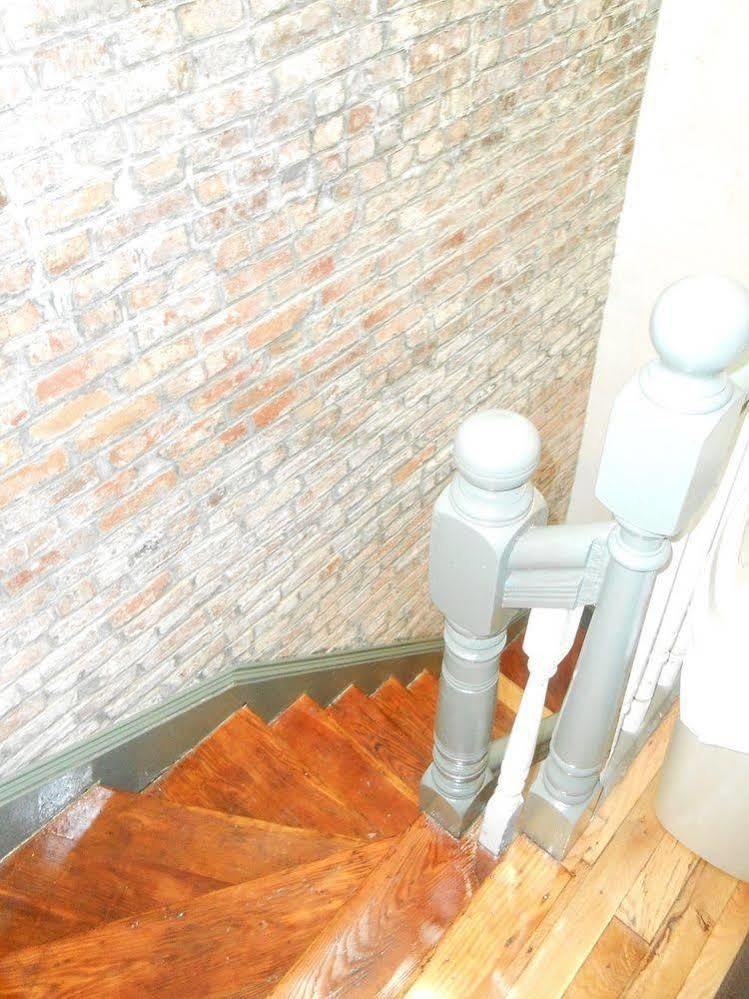 South End Brownstone Apartment