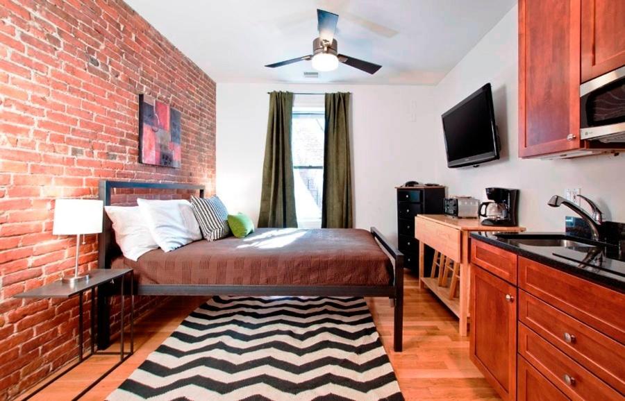 Christopher Apartment Boston