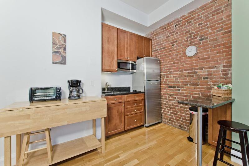 Christopher Apartment Boston
