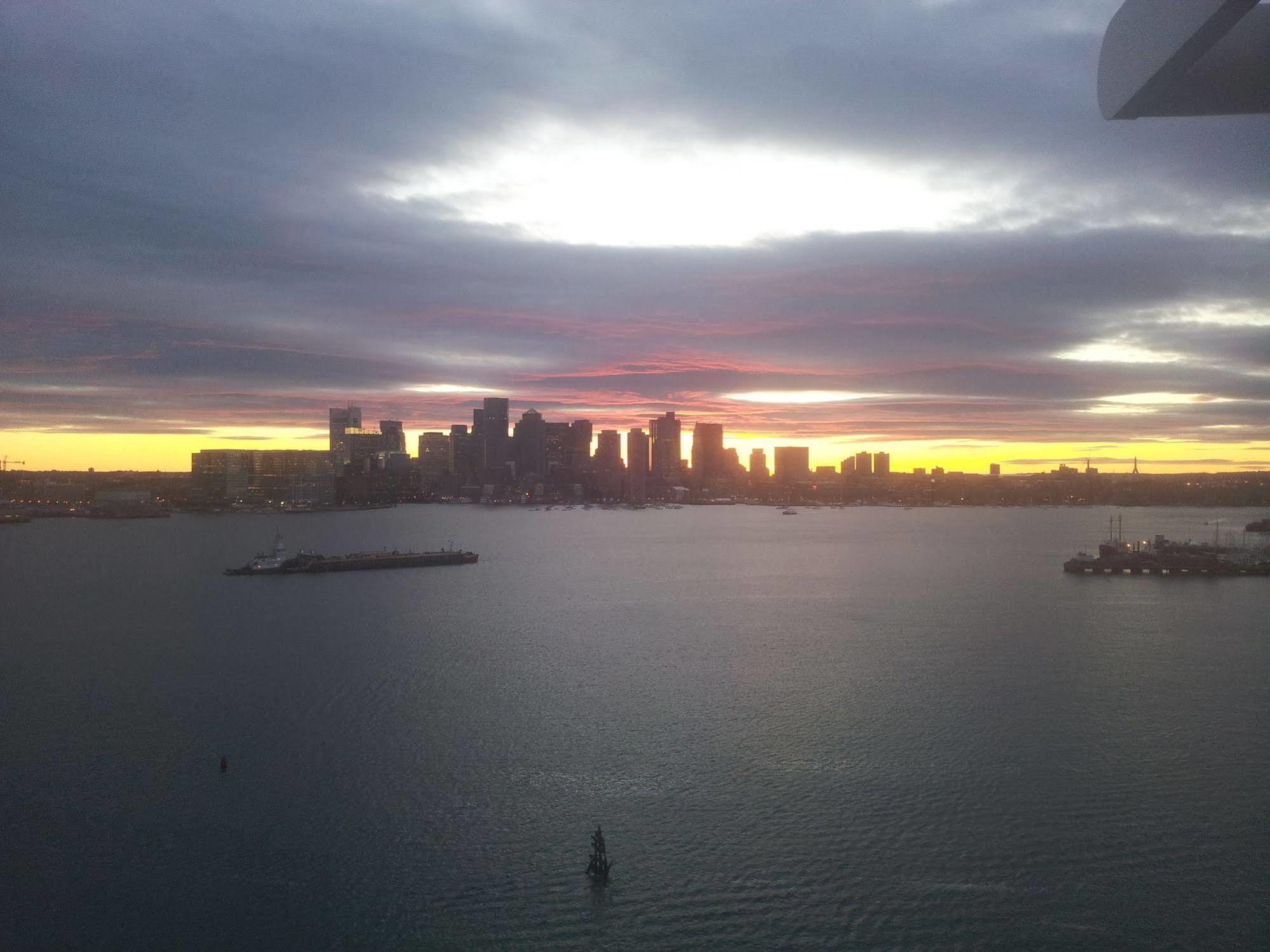 Hyatt Regency Harbor Hotel Boston
