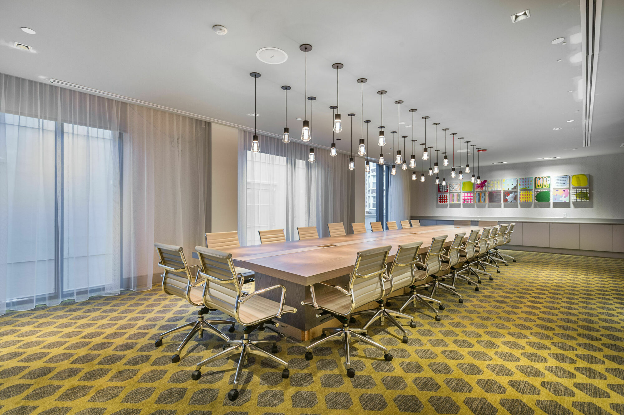 Hotel Commonwealth 5*