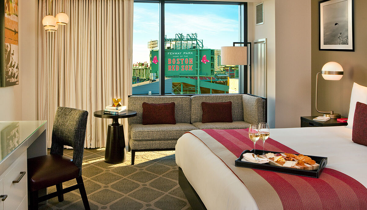 Hotel Commonwealth