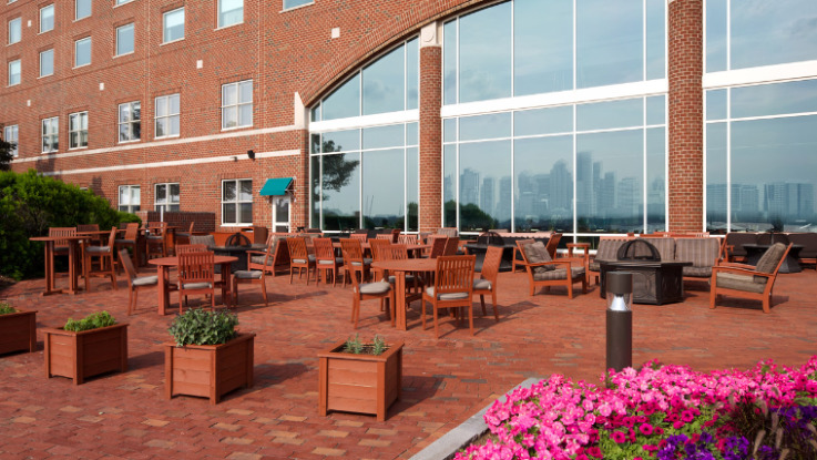 Hyatt Regency Harbor 4*