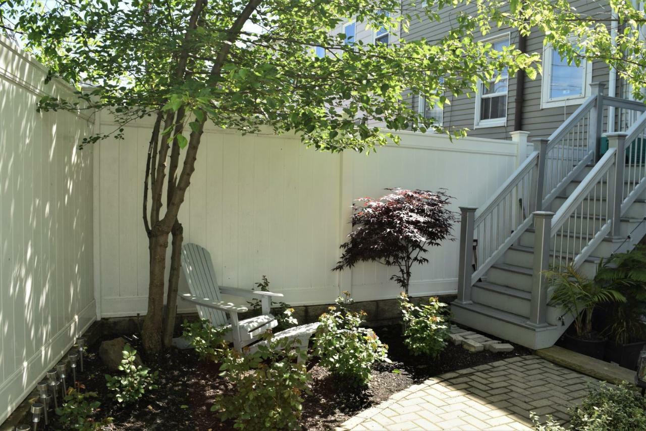 Private Rooms, Shared Bath In A Private Minutes From Logan Airport Homestay *